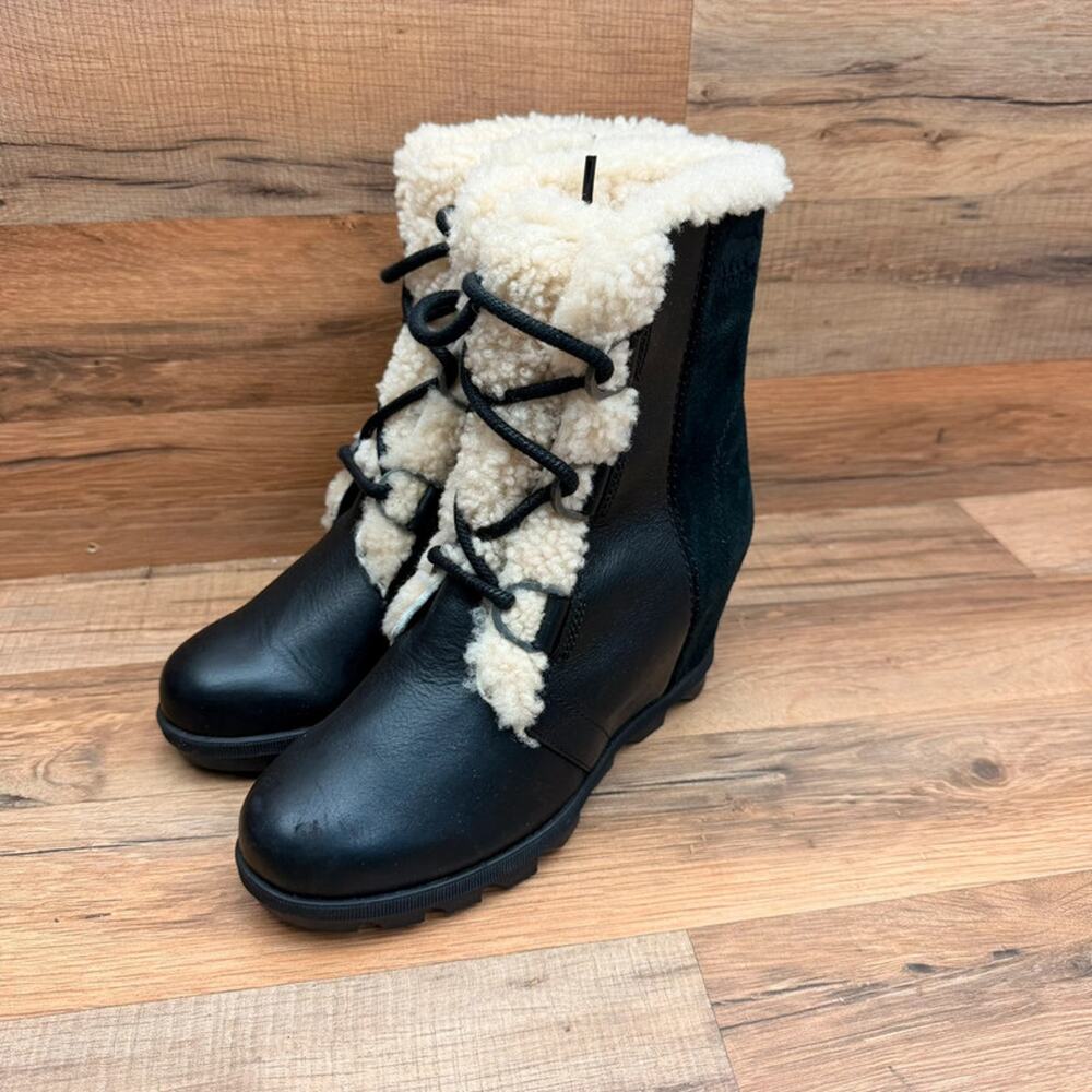 Sorel Joan of Arctic Wedge Boots Womens Size 7.5 Black Leather Shearling